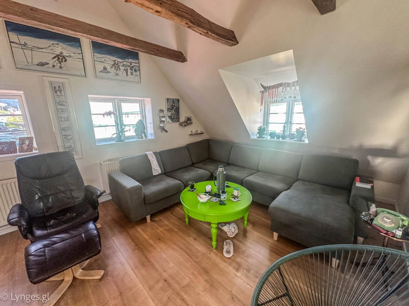 Будинок, 1927 м², 321 000$ — FAKTOR